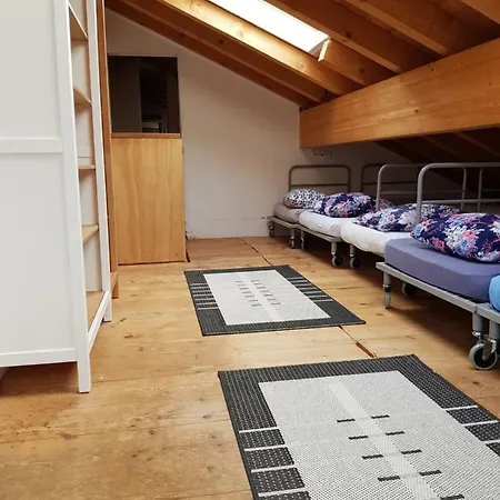 Centre Sportif Du Plateau Hébergement de vacances Preles