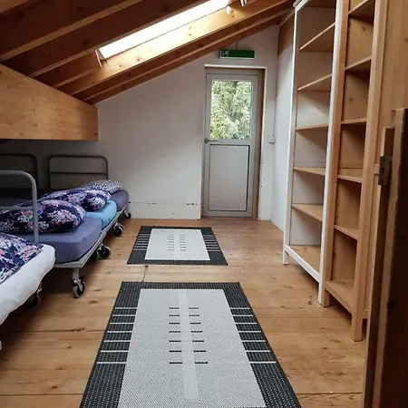 Hébergement de vacances Centre Sportif Du Plateau Preles